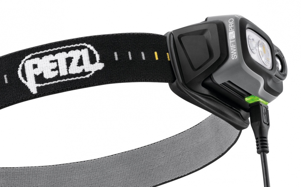 PANNLAMPA SWIFT RL PRO SVART